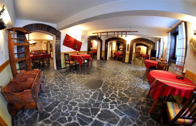 Apartment 428A In Hotel Snezhanka, ปอมโปโรโว ภายนอก รูปภาพ