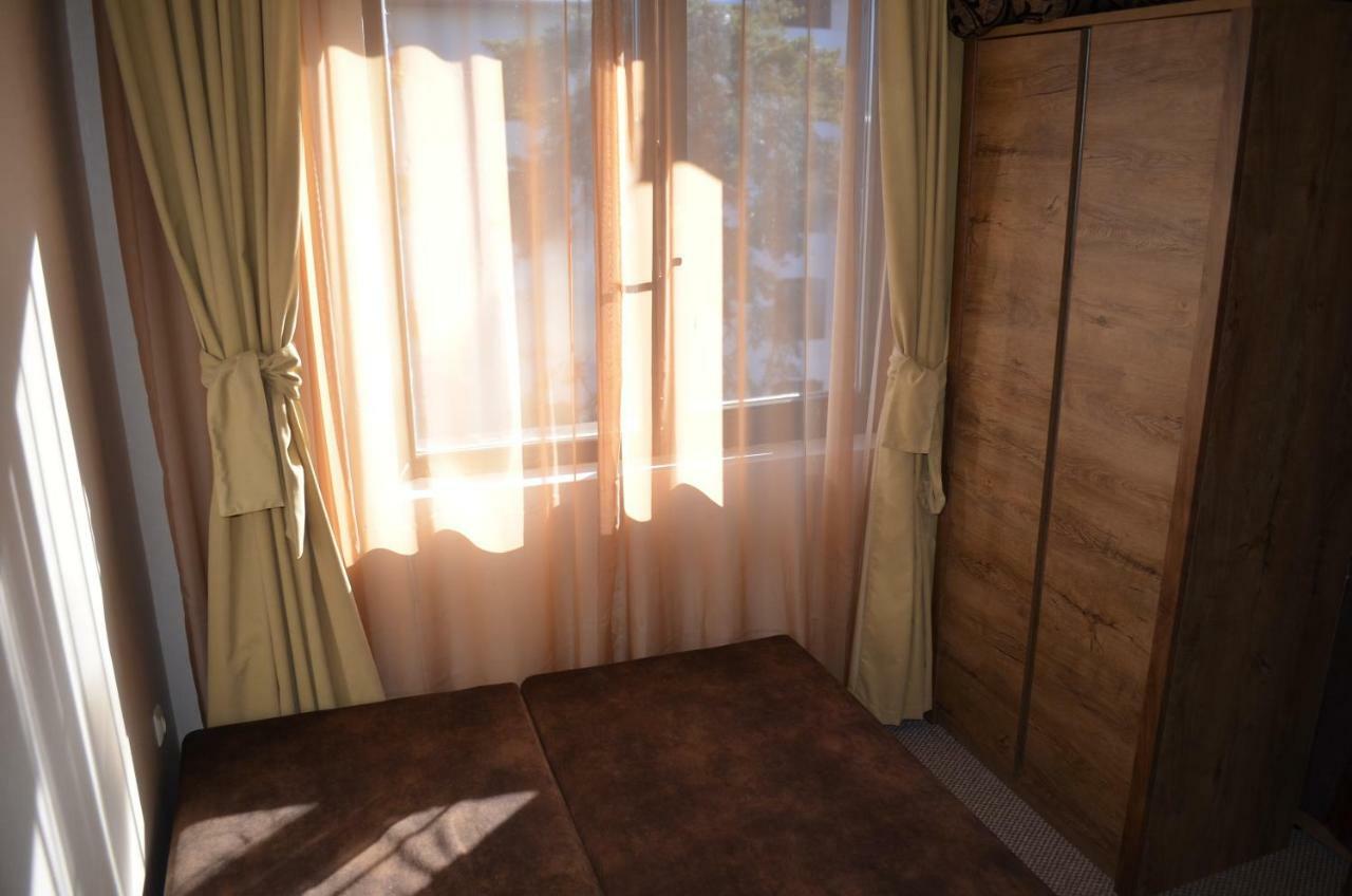 Apartment 428A In Hotel Snezhanka, ปอมโปโรโว ภายนอก รูปภาพ